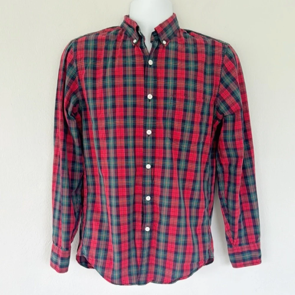 J. Crew red green holiday plaid cotton button down dress shirt size small